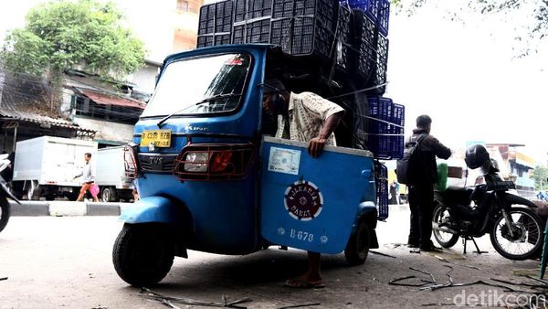 Bajaj Sakti di Hari Angkutan Nasional