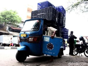 Bajaj Sakti di Hari Angkutan Nasional Bajaj Sakti di Hari Angkutan Nasional