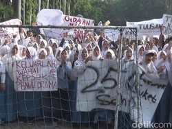 Kepala SMAN Mojosari Didemo Ratusan Pelajar, Ini Penyebabnya