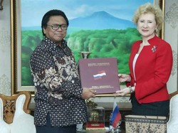 Ini yang Diminta OSO Saat Bertemu Dubes Rusia