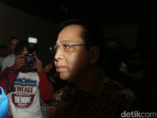 Foto: Tok! Setya Novanto Divonis 15 Tahun Penjara