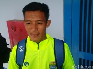 Jadi Andalan di Lini Belakang Persib, Henhen Ingin Terus Berbenah Jadi Andalan di Lini Belakang Persib, Henhen Ingin Terus Berbenah
