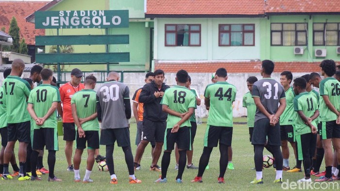 Persebaya Mulai Berlatih Lagi, Ini yang Ditekankan Pelatihnya