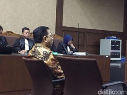 Setya Novanto Dihukum Bayar Uang Pengganti USD 7,3 Juta
