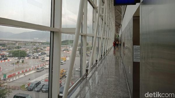 Foto: Tempat Ibadah Beragam Agama di Bandara Hong Kong