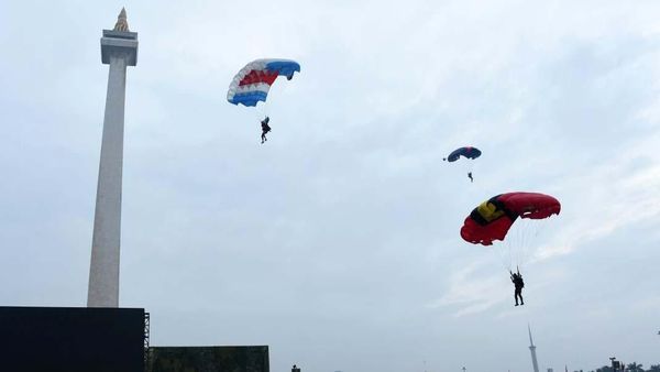 Gladi Bersih Apel Bersama Wanita TNI