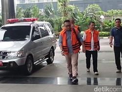 Dipanggil KPK, Keponakan Novanto Bawa Ransel Hitam