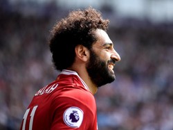 Salah Berbagi Kebahagiaan Lewat Gol dan Rumah Sakit yang Dibangunnya