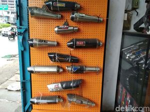 Dolar Ngamuk Bikin Harga Onderdil Motor Melambung Dolar Ngamuk Bikin Harga Onderdil Motor Melambung
