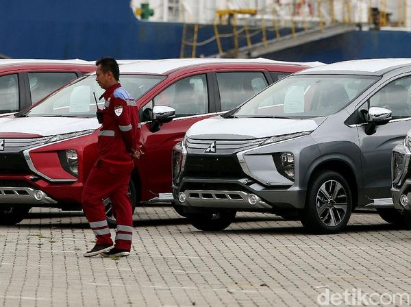 Masuk Kapal, Mitsubishi Expander Siap di Ekspor
