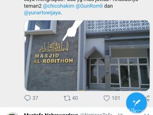 Cuitan Masjid Berkaligrafi Mirip Salib Dinilai Salah Alamat