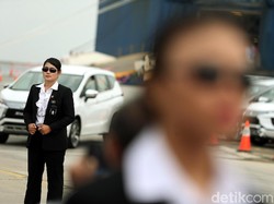 Paspampres Wanita Kawal Jokowi di Perayaan Ekspor Xpander