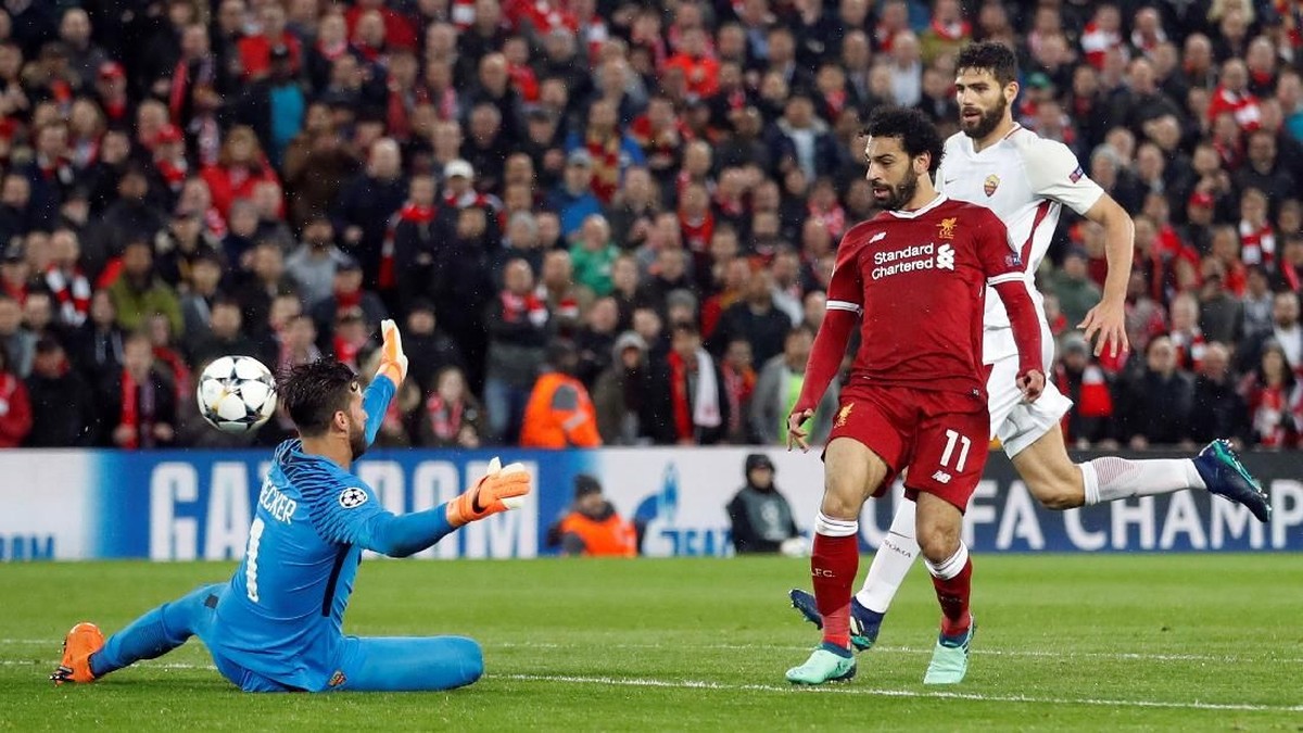Mohamed Salah mencetak dua gol dan menyumbang dua assist saat Liverpool menang 5-2 atas AS Roma (Foto: Carl Recine/Action Images via Reuters)