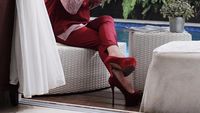 Mengintip 10 Gaya Kulineran Amy Qanita, Ibunda Raffi Ahmad