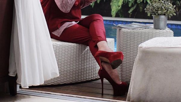 Mengintip 10 Gaya Kulineran Amy Qanita, Ibunda Raffi Ahmad