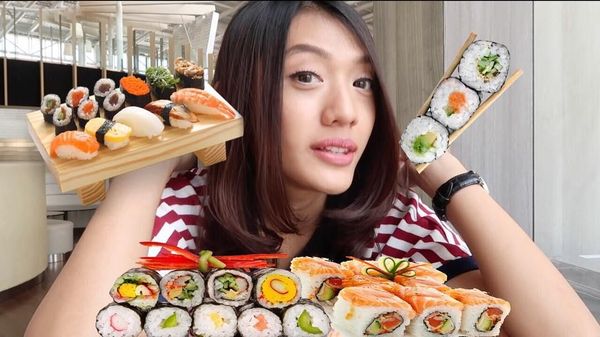 Cantiknya Calon Istri Raditya Dika, Anissa Aziza, Saat Ngeteh dan Makan Kue