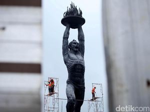 Patung Pemuda Membangun Dikonservasi Patung Pemuda Membangun Dikonservasi