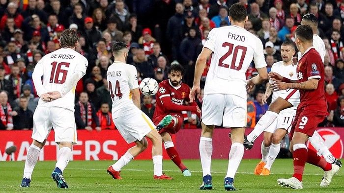 Dua Gol Salah Bawa Liverpool Memimpin 2-0