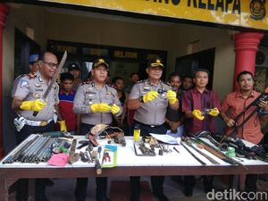 Polisi Tangkap 3 Orang Pembuat Senpi Rakitan di Banyuasin