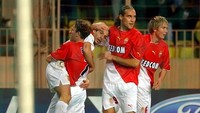 11 gol - AS Monaco 8-3 Deportivo La Coruna, pada pertandingan fase grup tanggal 5 November 2003. (Foto: PASCAL GUYOT/AFP)
