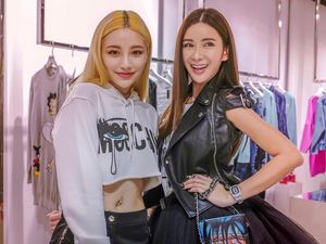 Awet Muda, Sosialita Kolektor Hermes Ini Seperti Kakak Adik dengan Anak Awet Muda, Sosialita Kolektor Hermes Ini Seperti Kakak Adik dengan Anak