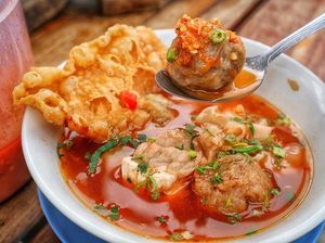 Murah Meriah Bakso Malang Kesukaan Netizen Buat Makan Siang