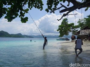 Potret Keseharian Warga Raja Ampat