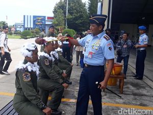 Ceplok Telur, Ritual Wajib untuk Pilot Baru Lanud Iswahjudi