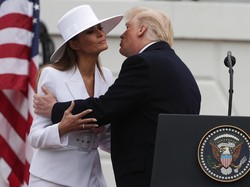 Duh! Trump Sempat Salah Tulis Nama Melania di Tweetnya