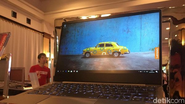 Penampakan Laptop Anyar Lenovo dengan AMD Ryzen