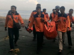 2 Pemancing Korban Kapal Tongkang di Tegal Ditemukan