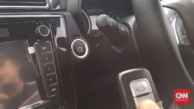 Fitur keyless entry dan tilt steering tersimpan untuk Glory 580