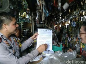 Darurat Miras Oplosan, Polisi Sidak Toko Bangunan dan Apotek