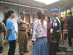7 Pasangan Mesum di Blitar Terciduk Saat Razia Rumah Kost