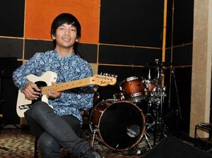 Rian DMasiv dan Sejumlah Artis Ikut Gerakan Sedekah Nasional