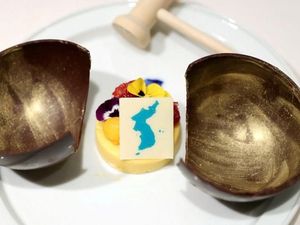 Sajikan Dessert Bergambar Pulau Sengketa di Korea Utara Summit, Jepang Marah