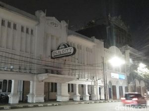 Penampakan Diskotek Old City yang Disegel Police Line