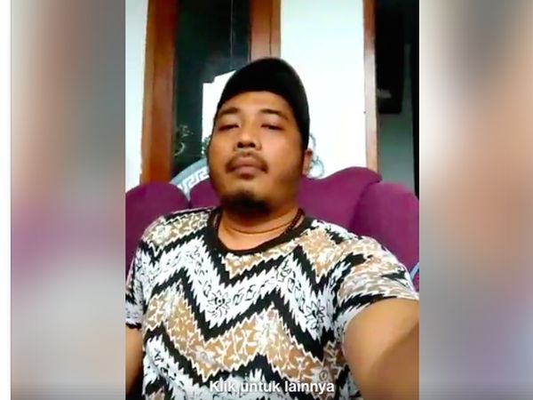 Foto: Ini Rendra yang Diamankan Polisi karena Dinilai Hina Nabi