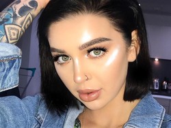 Selebgram Cantik Kabur Setelah Nunggak Sewa Rumah Rp 184 Juta