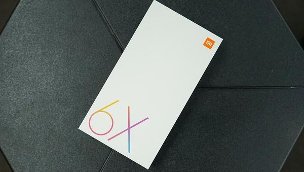 Penampakan Xiaomi Mi 6X yang Hadir Tanpa Jack Audio