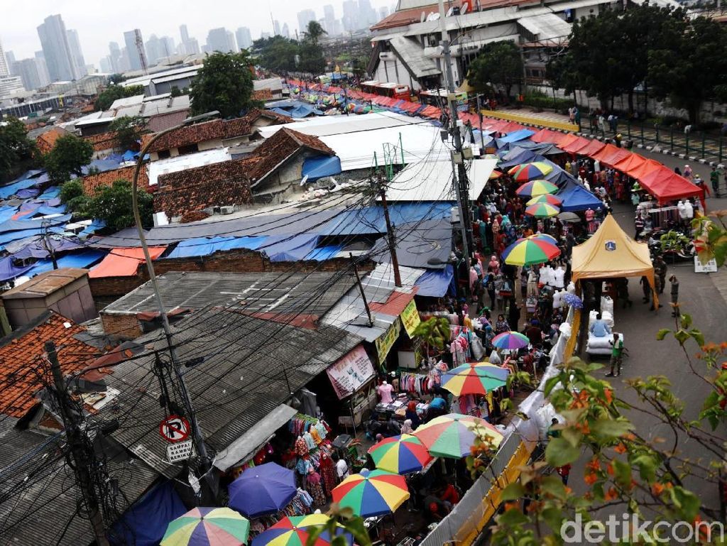 Sandi Harap PKL Tanah Abang Diberikan Ruang Usaha saat Ramadan Sandi Harap PKL Tanah Abang Diberikan Ruang Usaha saat Ramadan