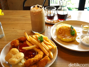 Gerilya Coffee & Roastery : Menikmati Semerbak Kopi Gunung Halu dan Pancake Empuk Gerilya Coffee & Roastery : Menikmati Semerbak Kopi Gunung Halu dan Pancake Empuk