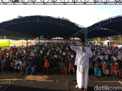 Gus Ipul Janji Sejahterakan Guru Madin Se-Jatim