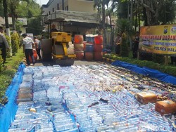 Miras Ilegal Hasil Operasi 11 Hari Dimusnahkan Polres Malang