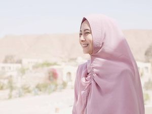 10 Inspirasi Baju Syari untuk Traveling dari Selebgram Hijab Indonesia 10 Inspirasi Baju Syari untuk Traveling dari Selebgram Hijab Indonesia