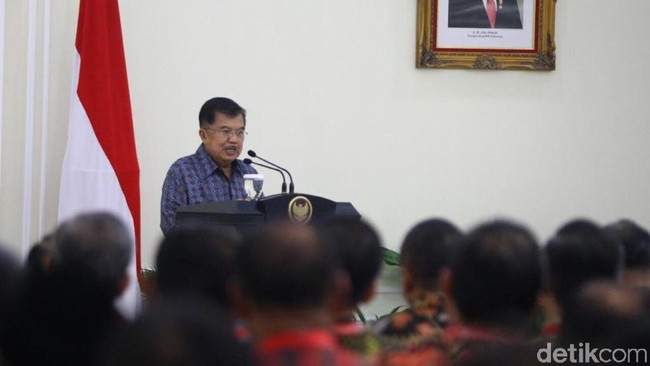 JK Tegaskan Perpres TKA untuk Tingkatkan Investasi JK Tegaskan Perpres TKA untuk Tingkatkan Investasi
