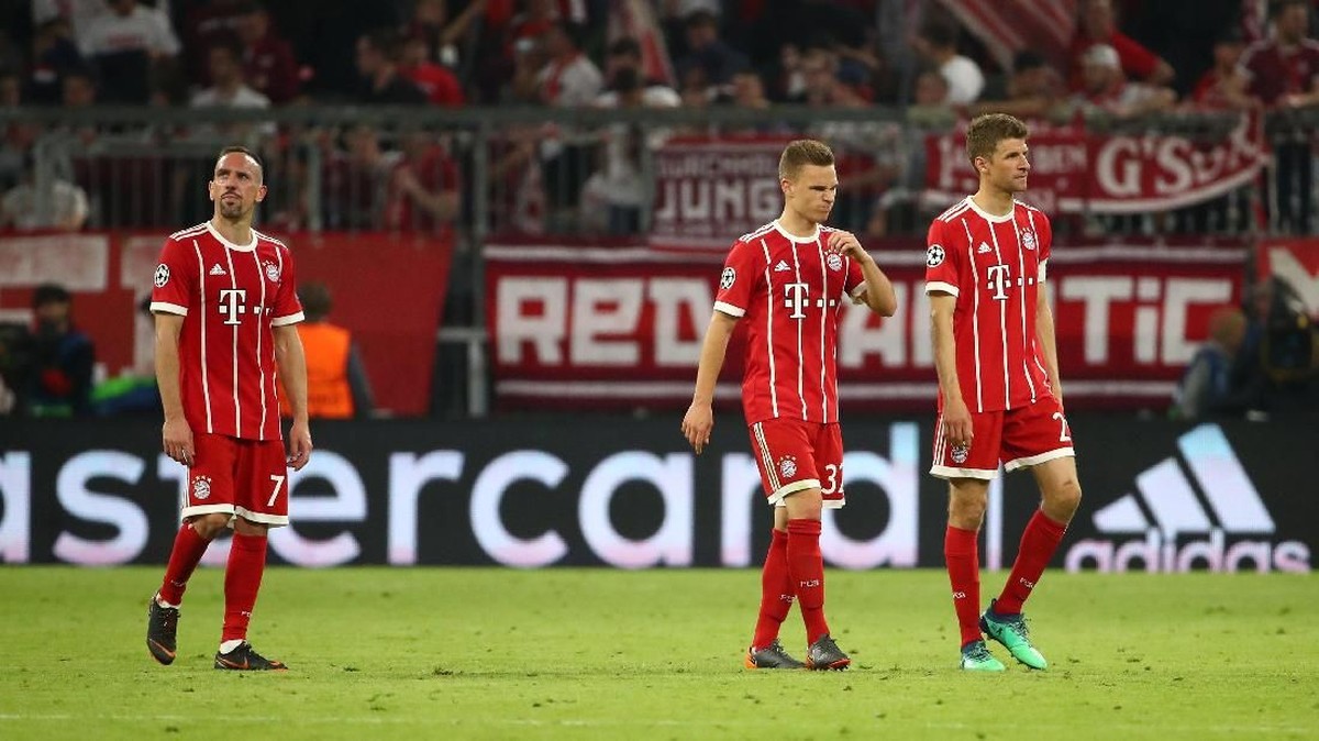 Bayern Munich kalah 1-2 dari Real Madrid di leg pertama semifinal Liga Champions di Allianz Arena (Foto: Michael Dalder/Reuters)