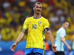 Ibrahimovic Dipastikan Takkan Main di Piala Dunia 2018