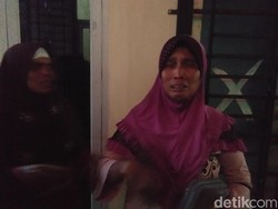 Raut Sedih Keluarga Korban Sumur Minyak Meledak di Aceh Timur
