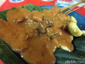 Ada Bakso Rudal Sampai Sate Padang Enak di 4 Stasiun Kereta Api di Depok Ada Bakso Rudal Sampai Sate Padang Enak di 4 Stasiun Kereta Api di Depok